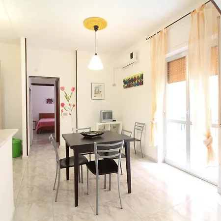 Lido Via Volta Apartament